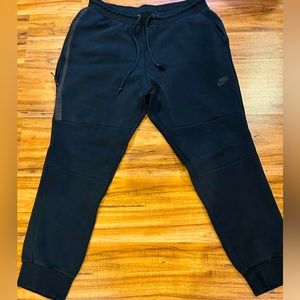 Nike tech sweats